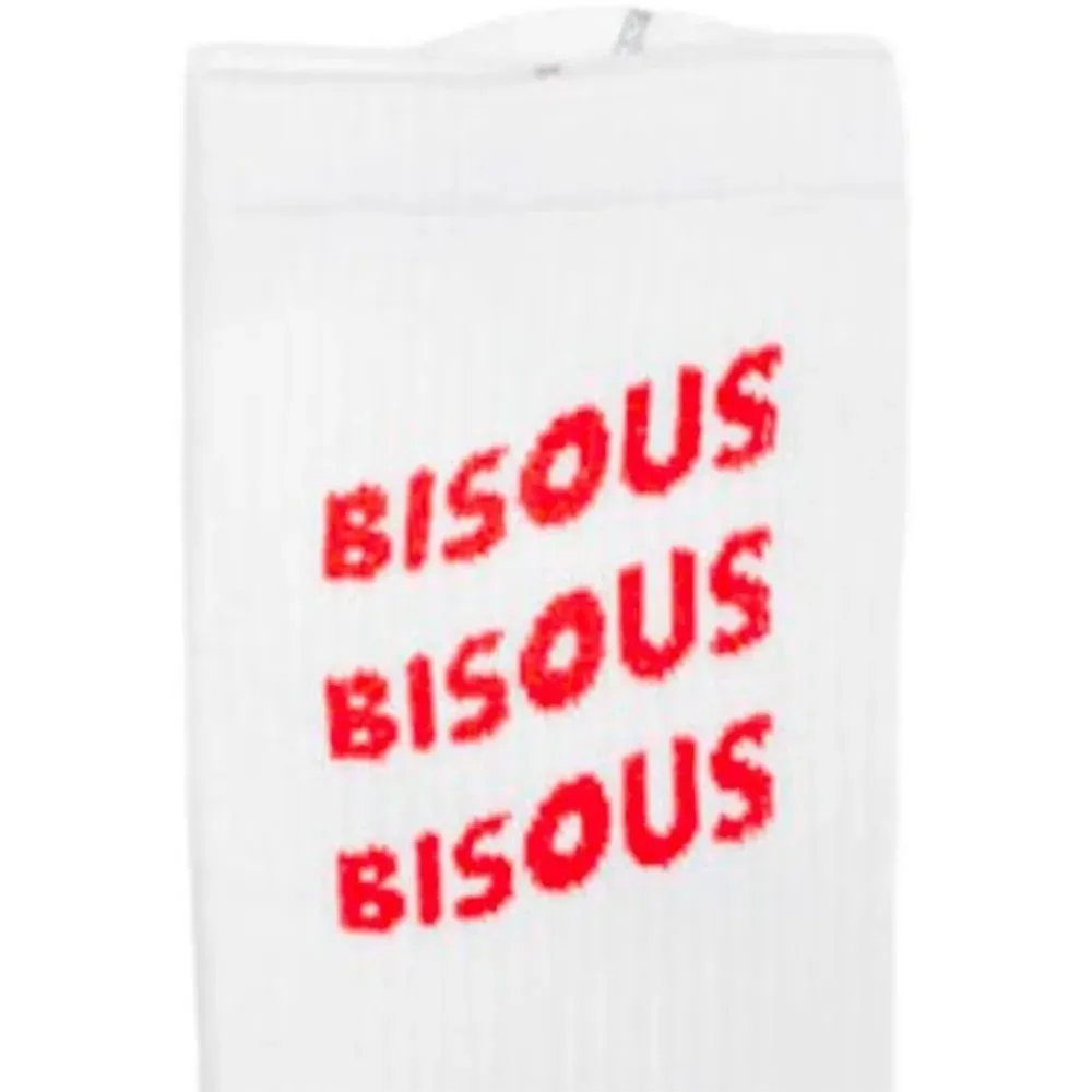 Носки с надписью "Sonic"