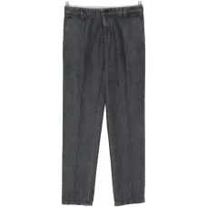 Брюки со складками спереди