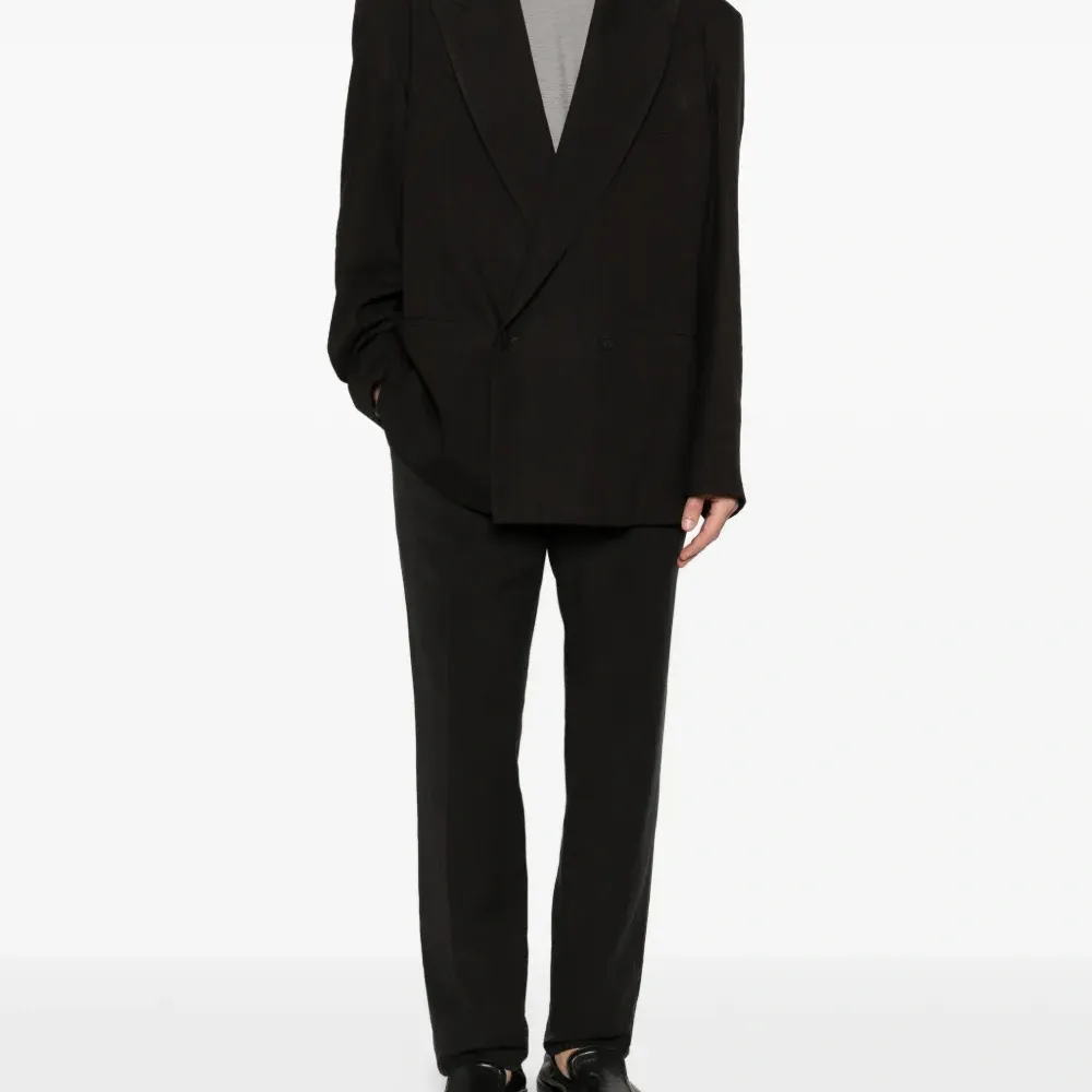 Футболка с логотипом