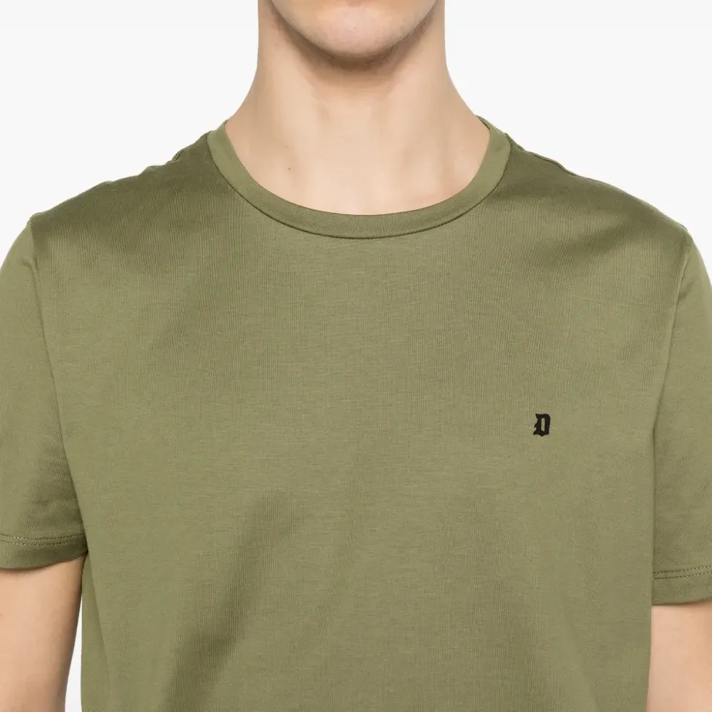 Футболка с логотипом