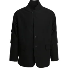 Куртка на пуговицах с накладными карманами