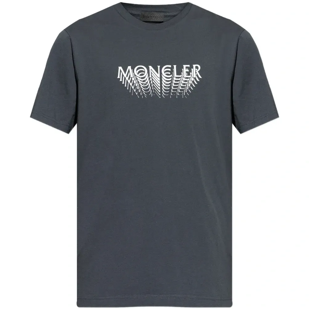 Футболка с логотипом