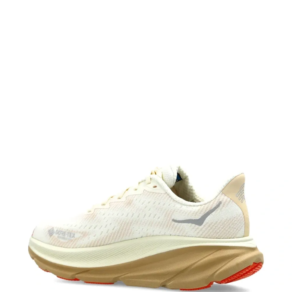 Кроссовки Clifton 9 с вышитым логотипом