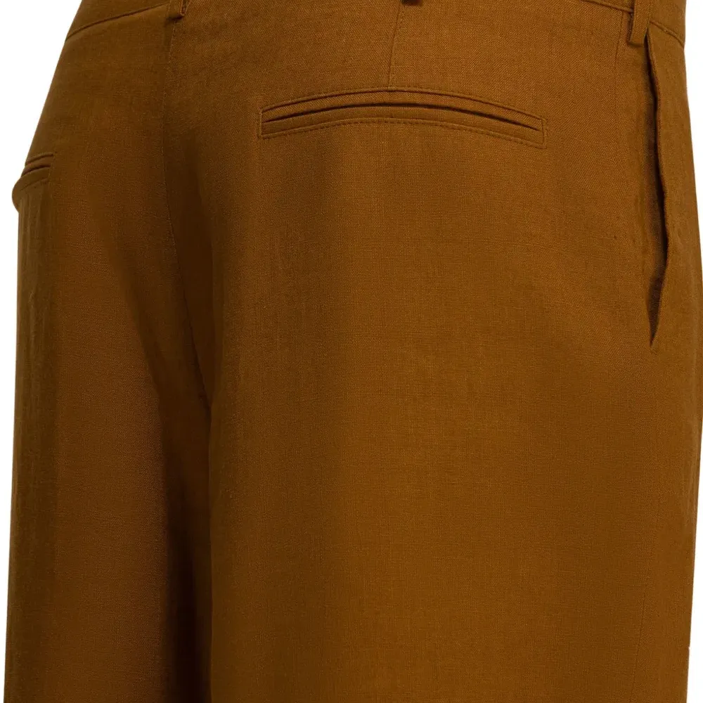 Брюки на пуговицах