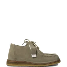 Лакированные лоферы на шнуровке