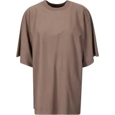 Футболка с вышивкой