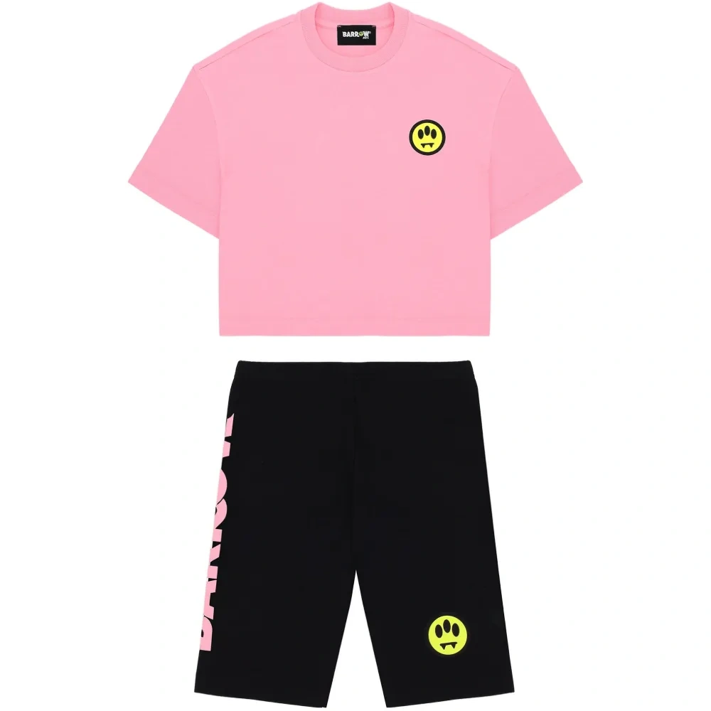 Спортивный костюм: футболка и шорты с логотипом