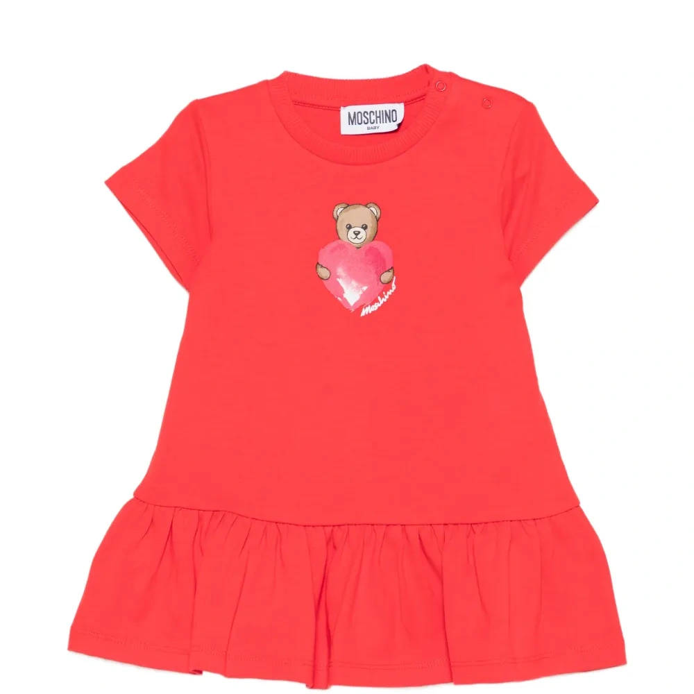 Платье с оборками и графическим принтом