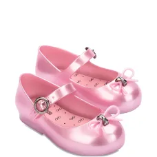 Балетки с пряжкой-бантом