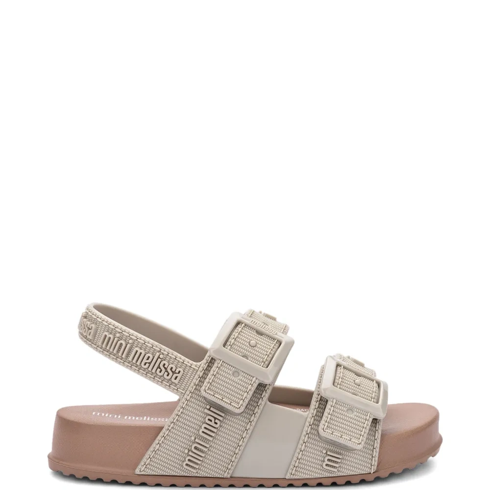 Сандалии с ремешком и пряжкой