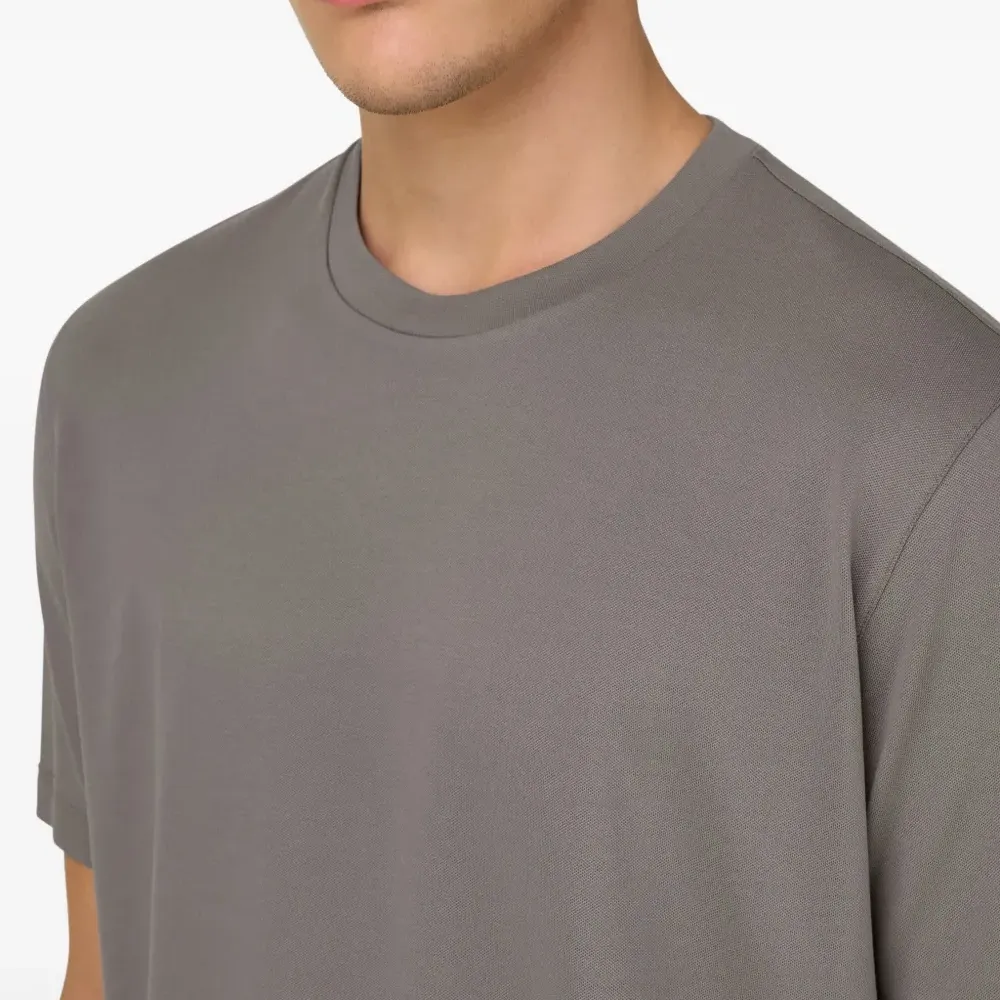 Футболка из пике с аппликацией