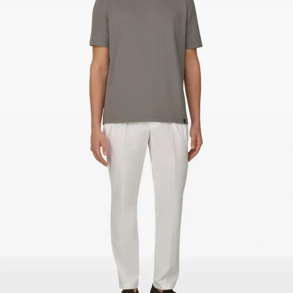 Футболка из пике с аппликацией