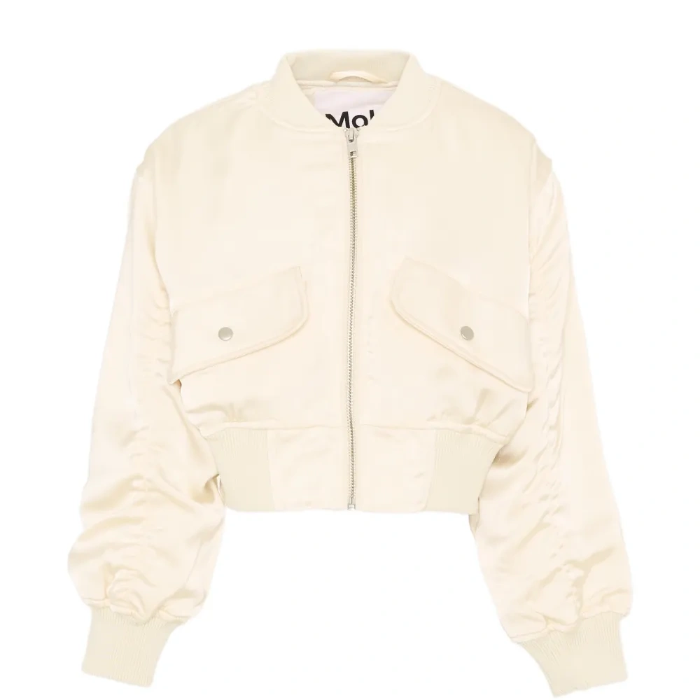 Бомбер с карманами