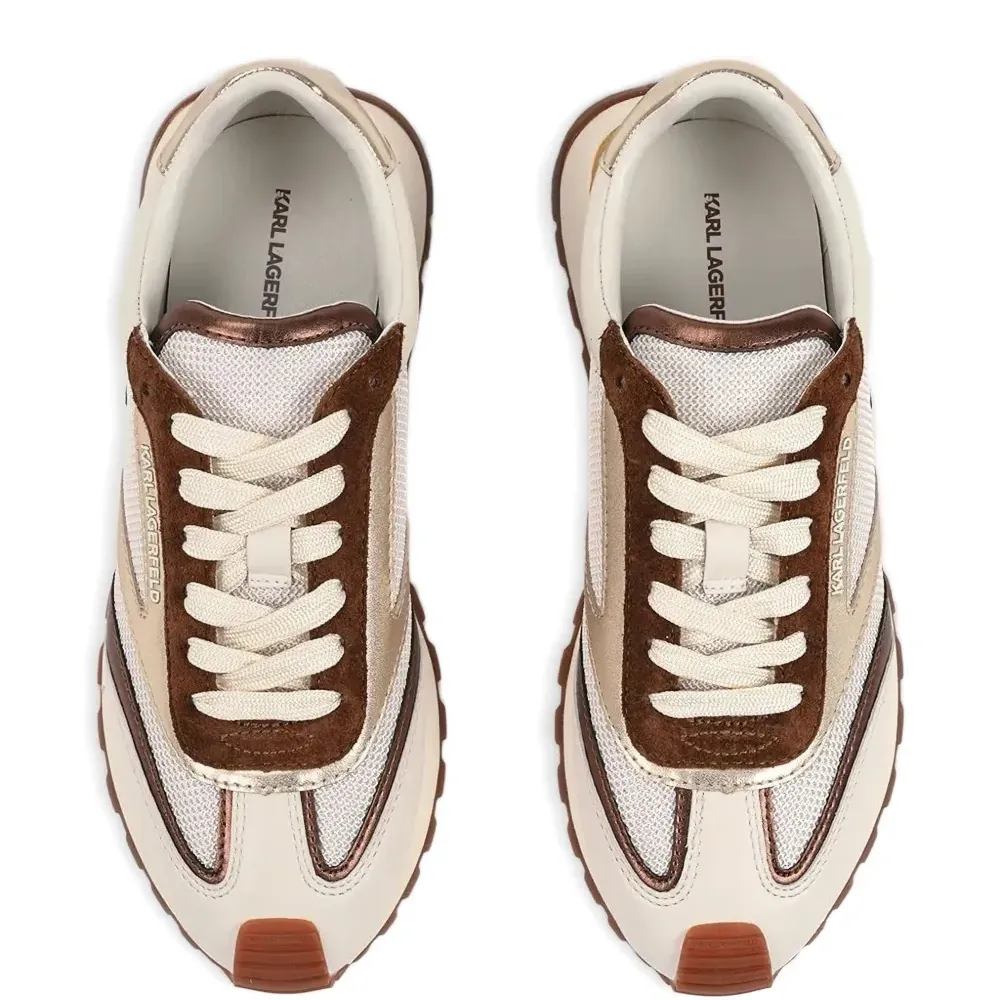 Кроссовки с кружевной отделкой