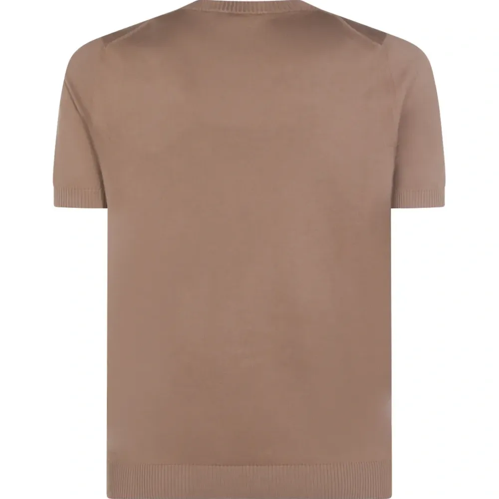 Вязаная футболка