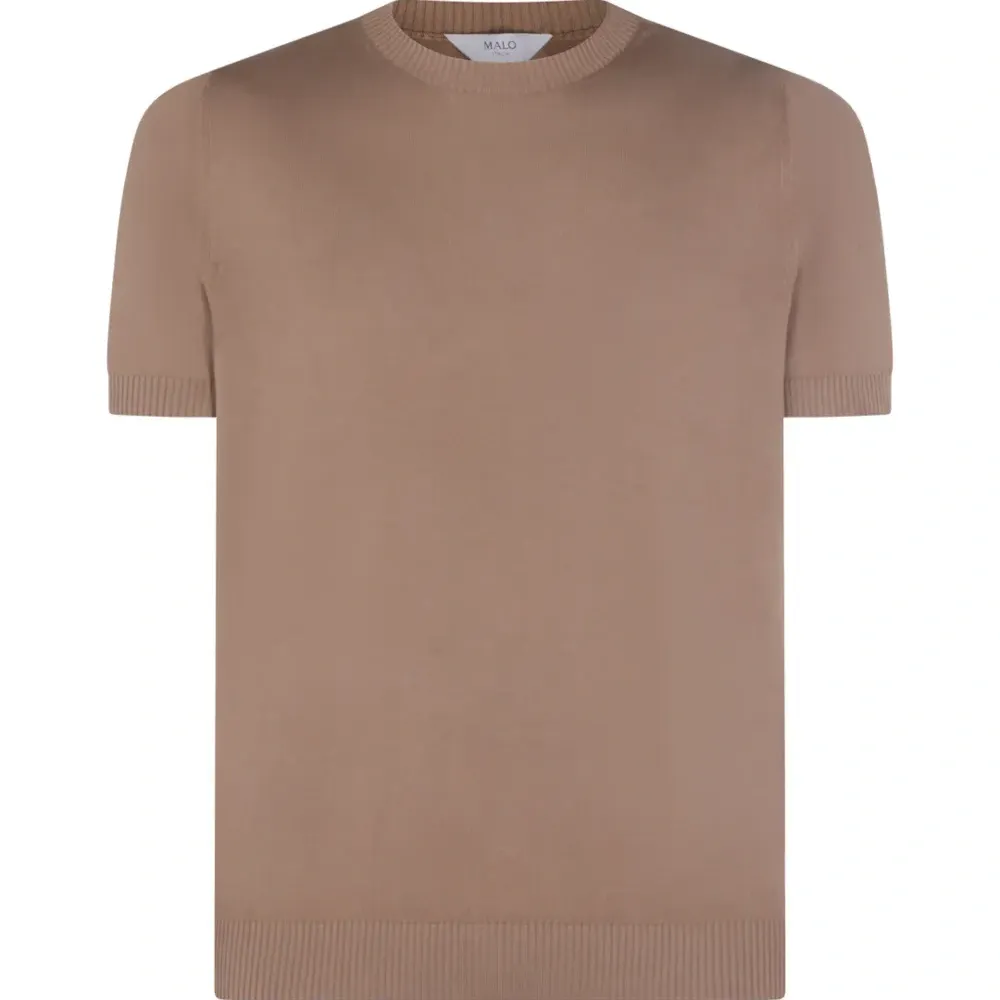 Вязаная футболка