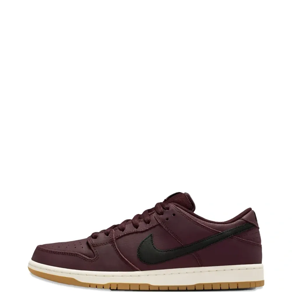 Кожаные кроссовки SB Dunk Low Pro Кожаные кроссовки SB Dunk Low Pro