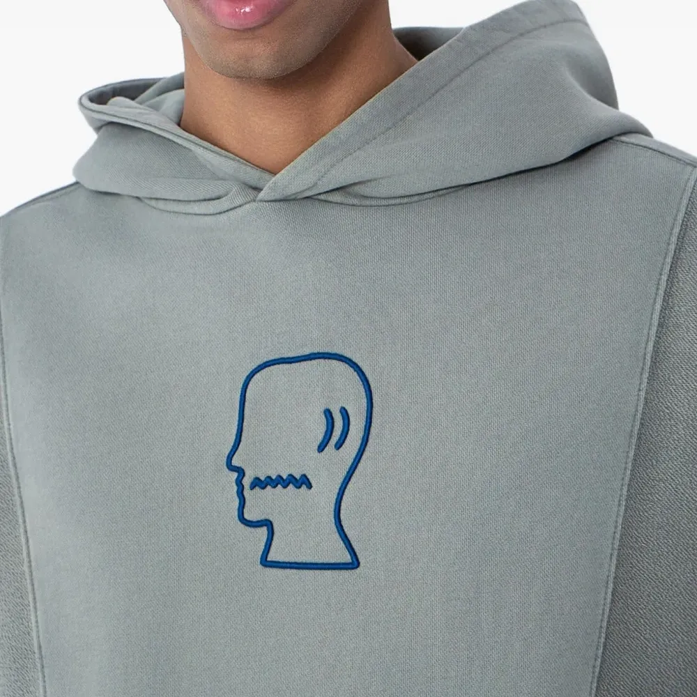 Толстовка с графическим мотивом