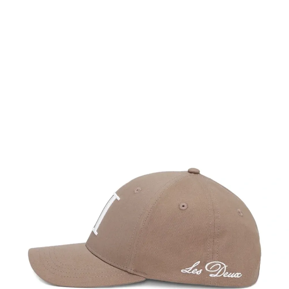 Бейсболка с вышивкой