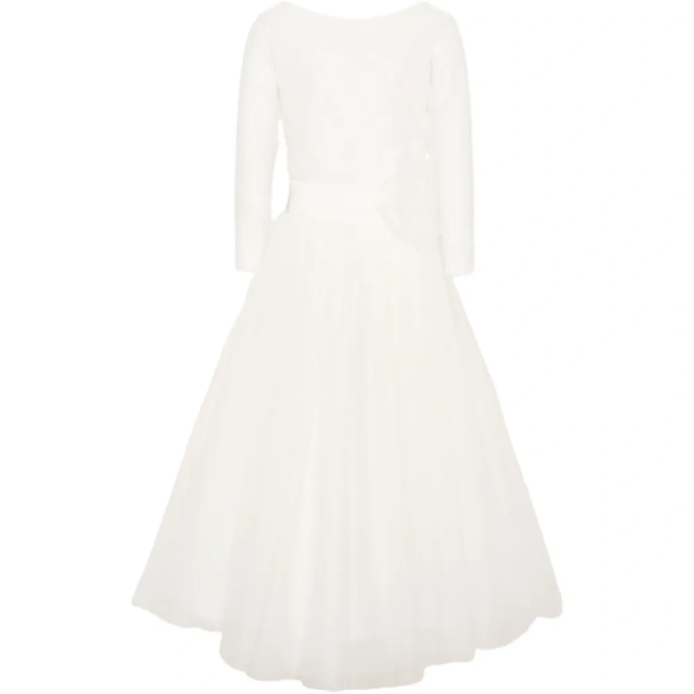 Платье из тюля с длинными рукавами