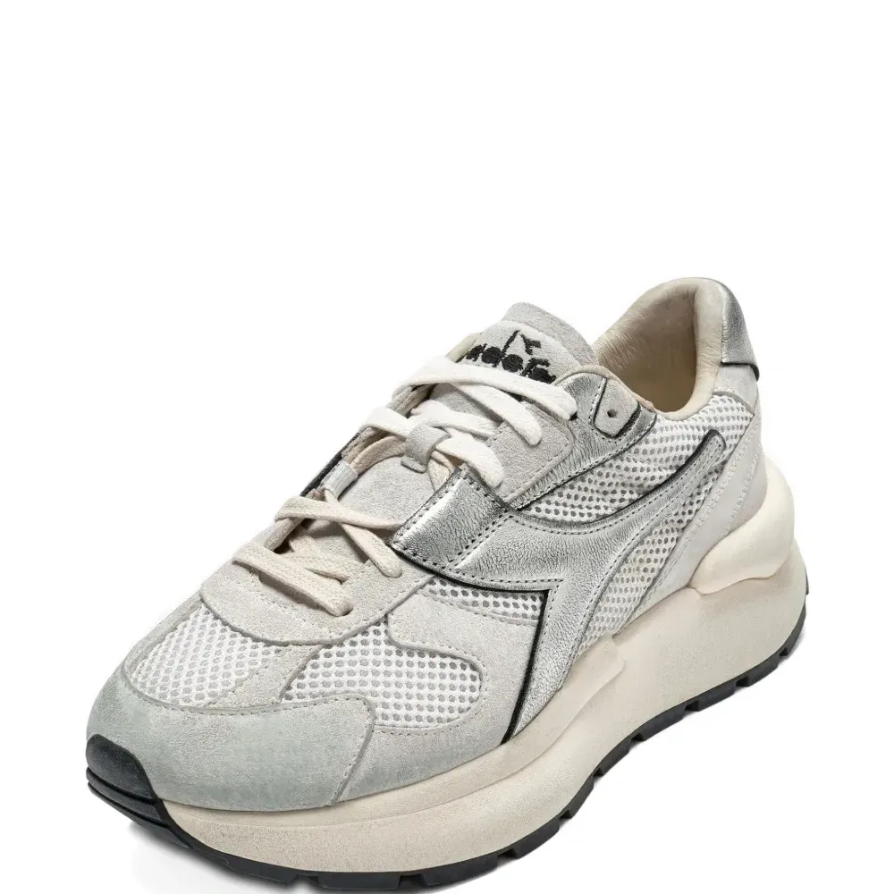 Кроссовки с вставками Кроссовки с вставками