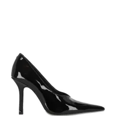 Туфли-лодочки с заострённым носком