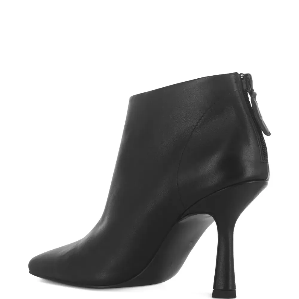 Ботинки с квадратным носком