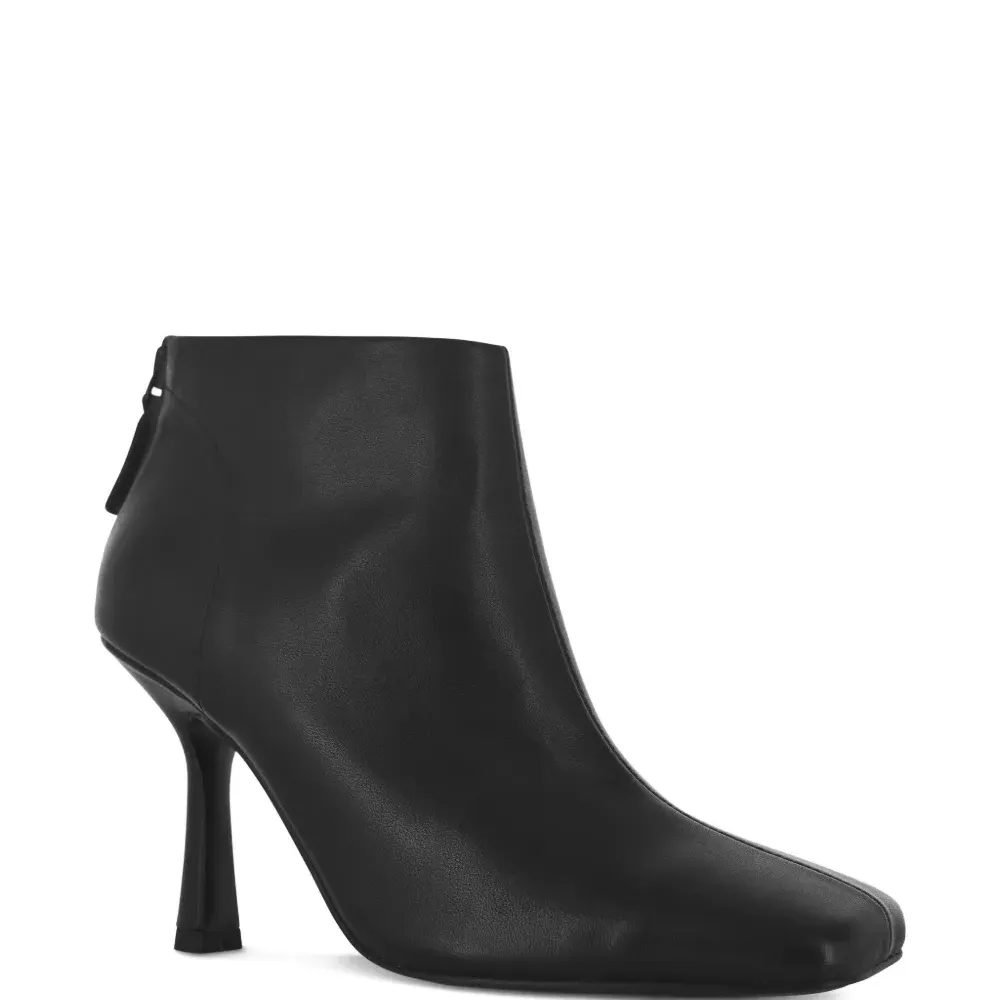 Ботинки с квадратным носком