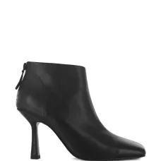 Ботинки с квадратным носком