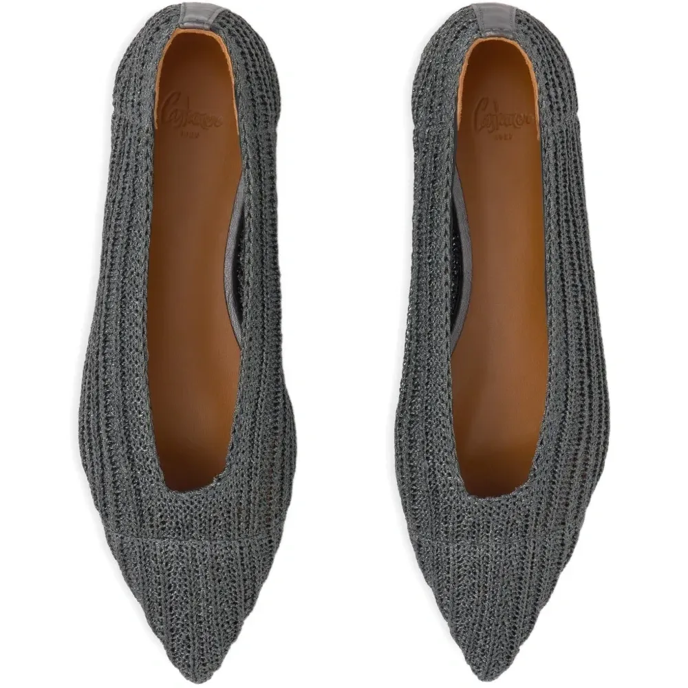 Балетки с заостренным носком и плетеным дизайном