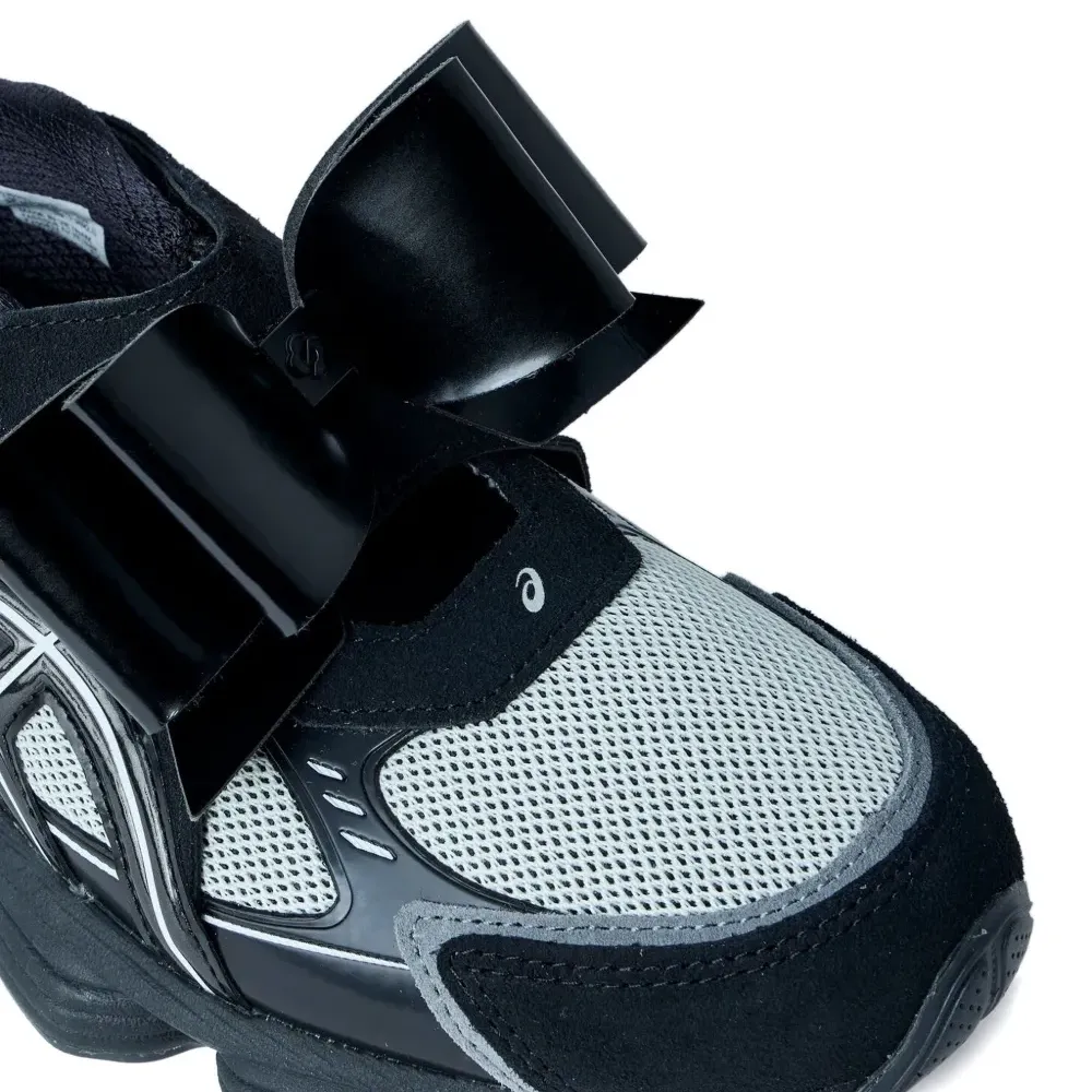 Кроссовки с бантом