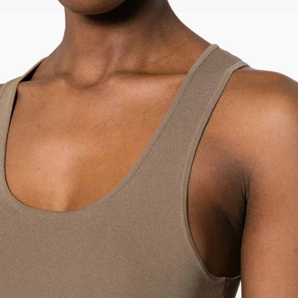 Боди без рукавов