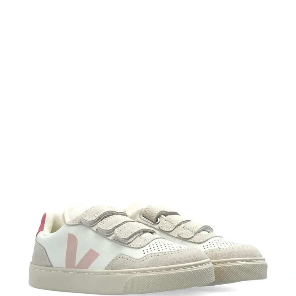 Кожаные кроссовки V-90