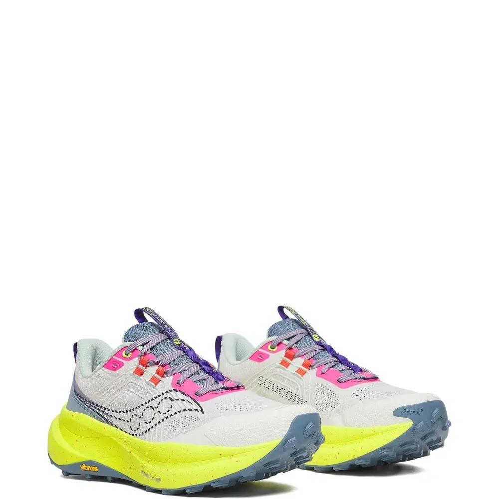 Кроссовки Xodus Ultra 4 на шнуровке