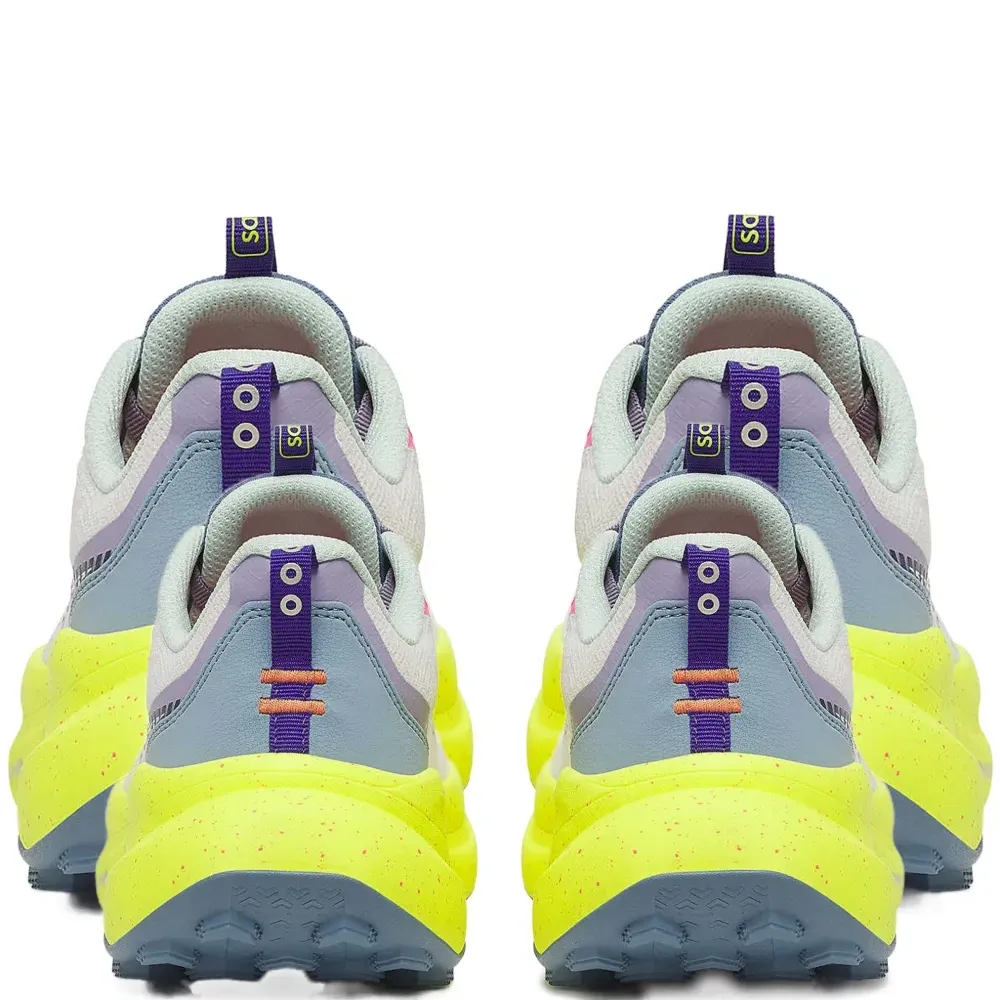 Кроссовки Xodus Ultra 4 на шнуровке