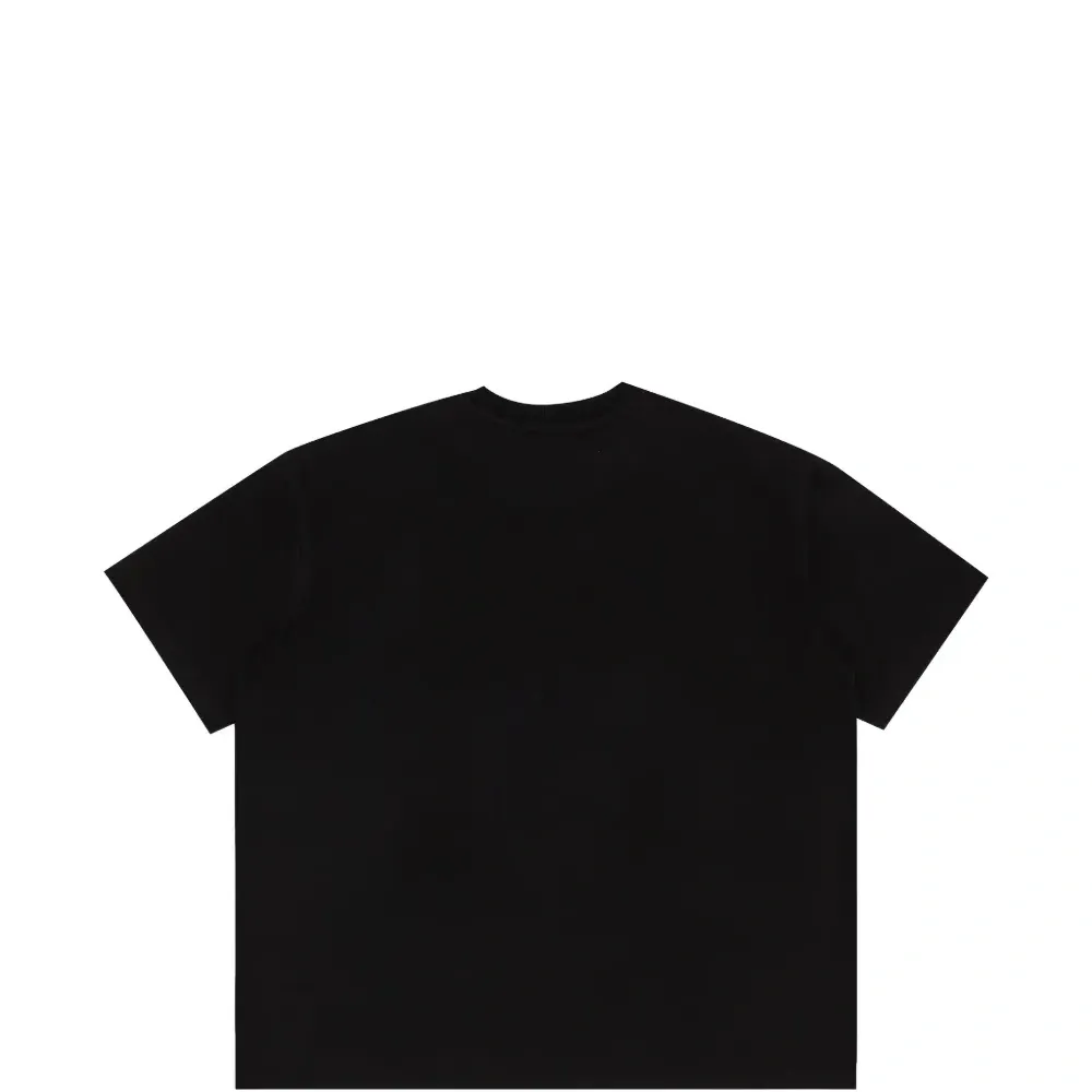 Футболка из плотного материала с короткими рукавами