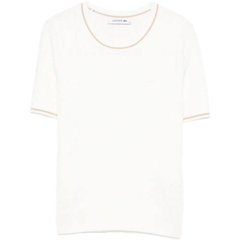 Трикотажная футболка вязаная косами