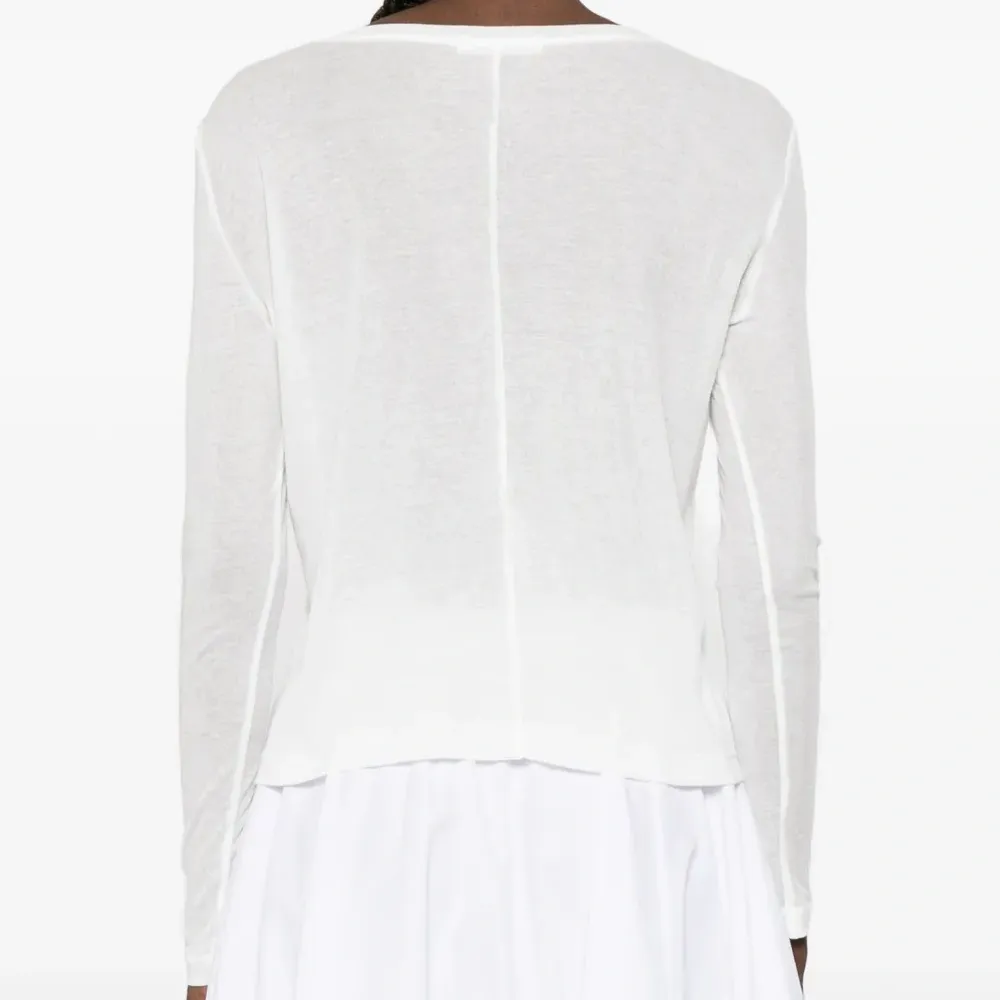 Лонгслив с круглым вырезом