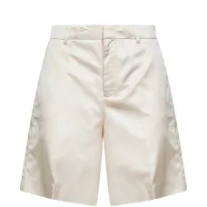 Бермуды классического кроя до колена