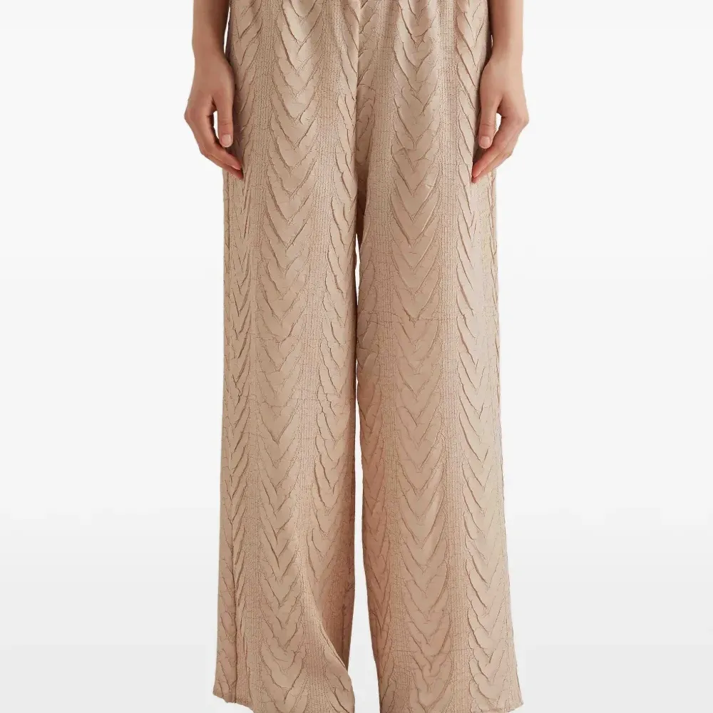 Брюки с узором на эластичном поясе