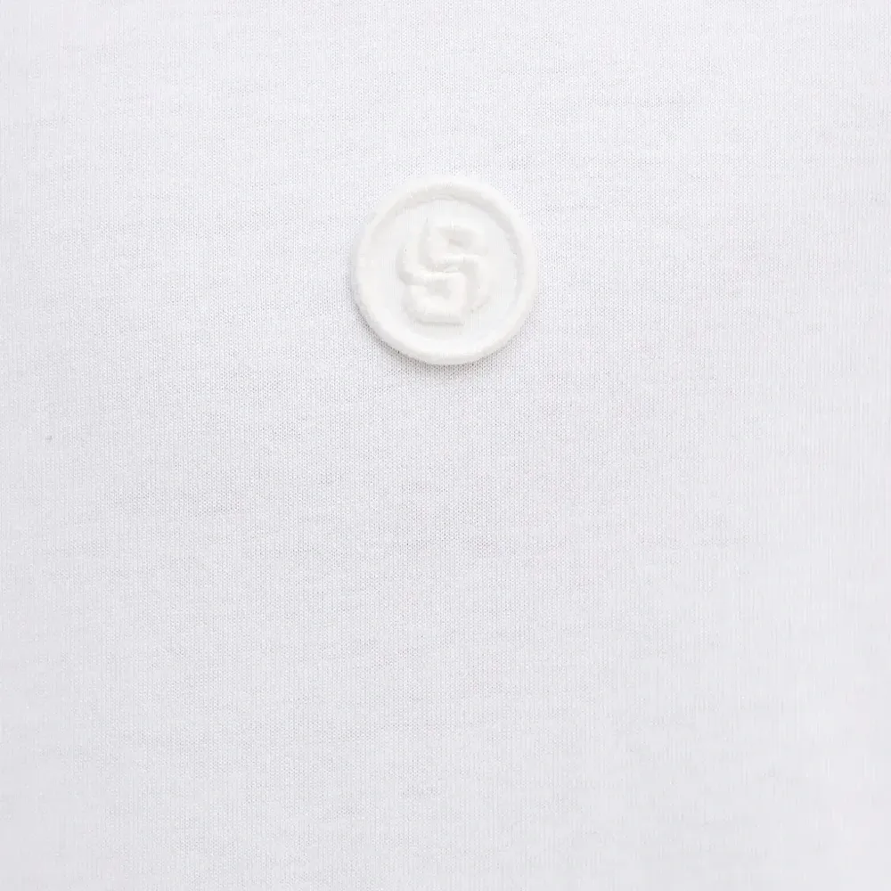 Футболка с круглым вырезом