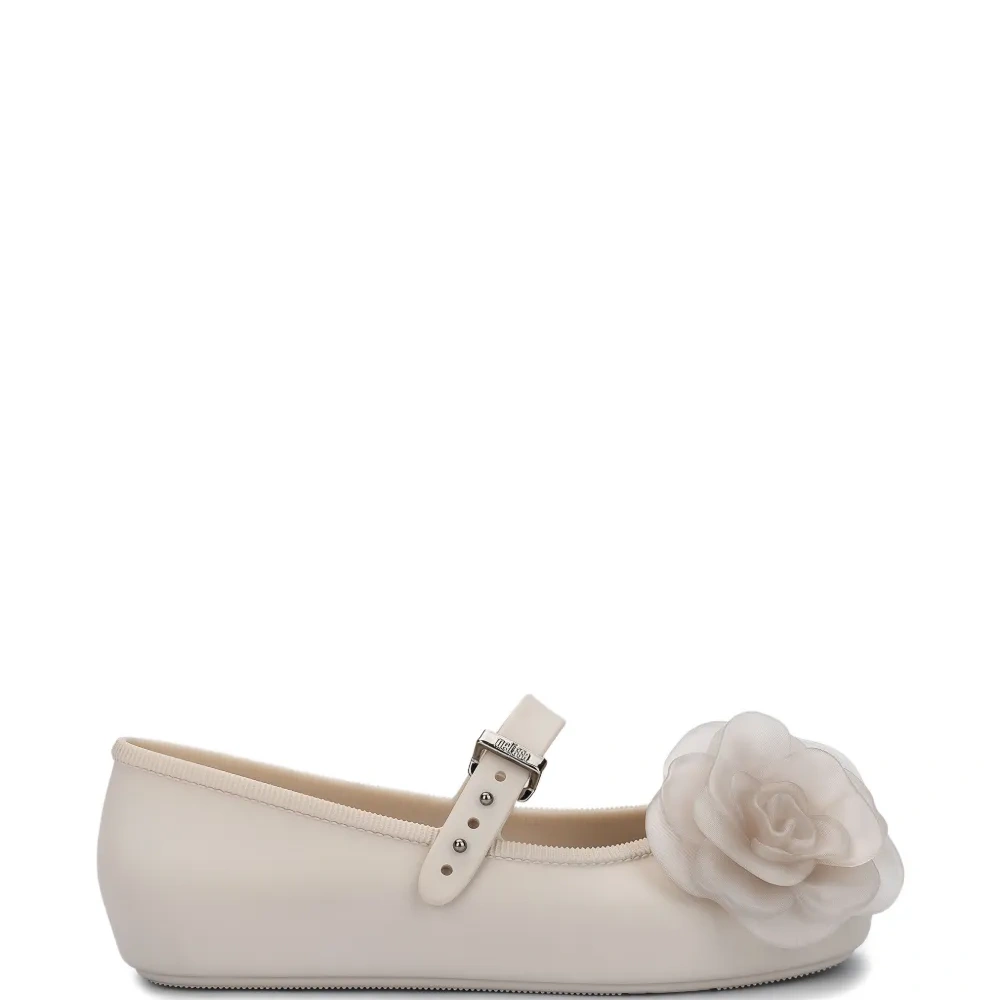 Балетки с цветочным аппликацией