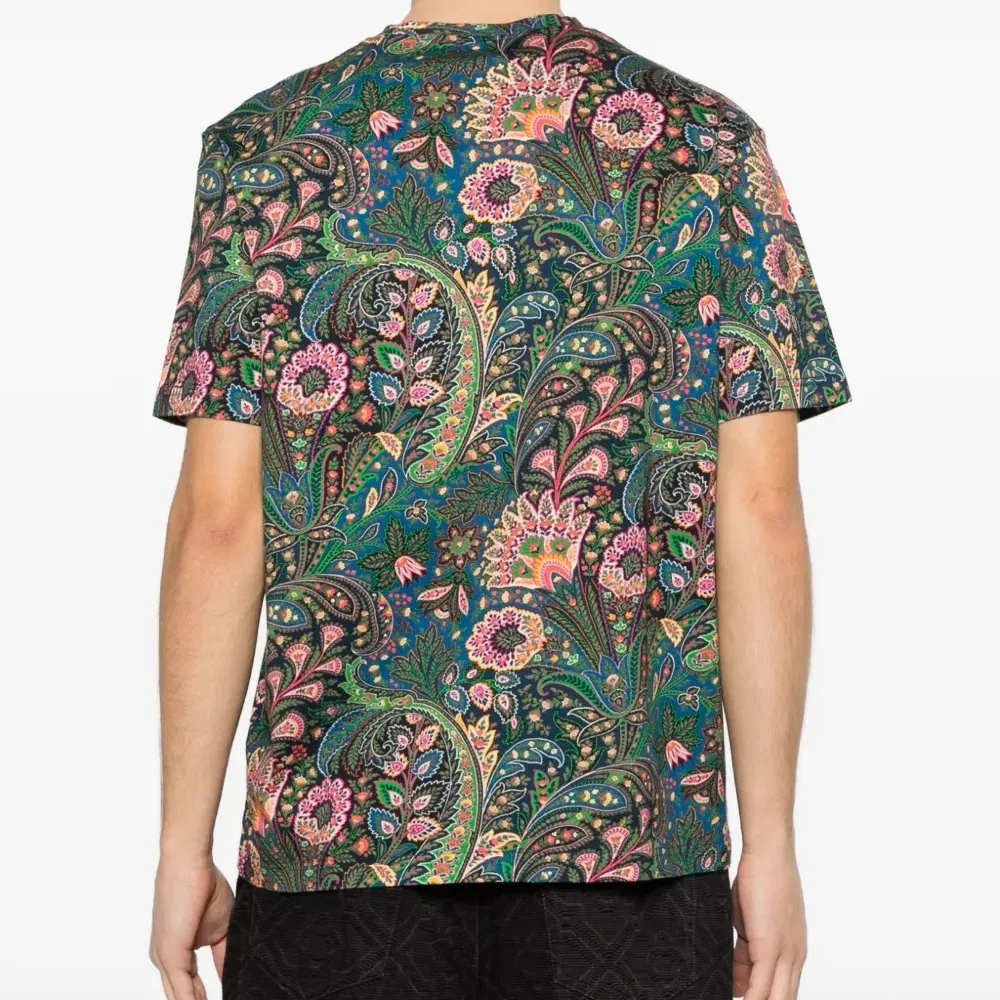 Футболка с узором "пейсли"