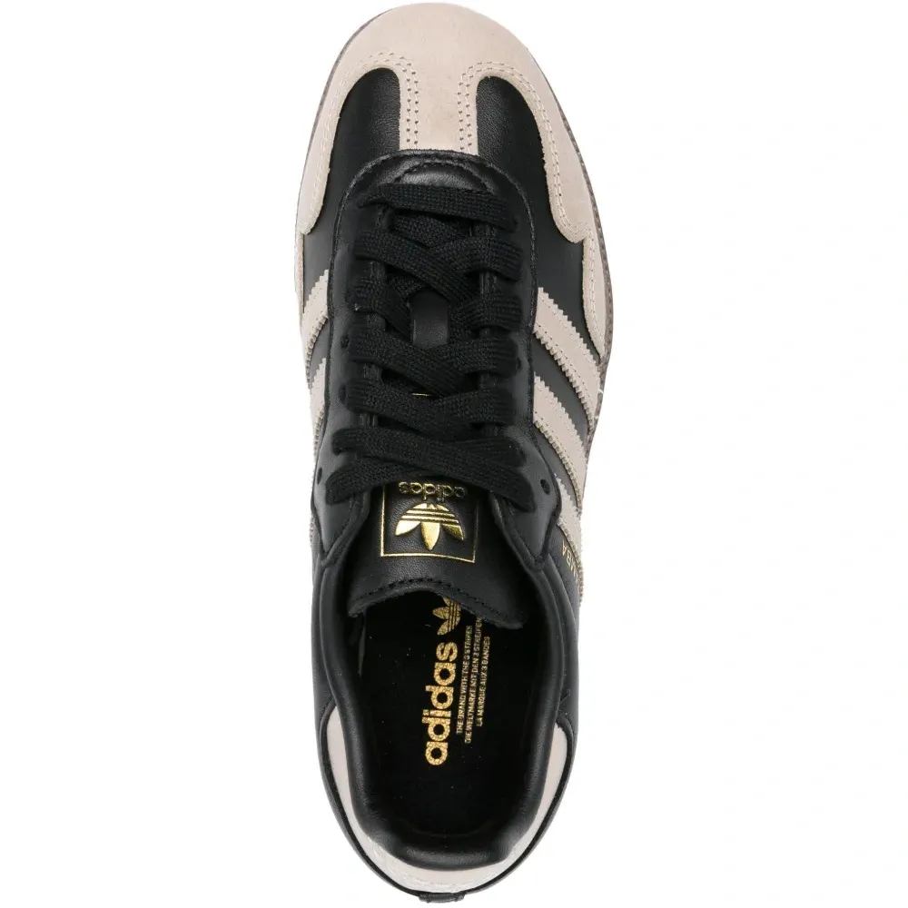 Кроссовки Samba на шнуровке