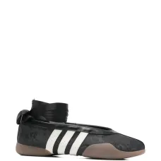 Кроссовки с жаккардовой лентой Кроссовки с жаккардовой лентой