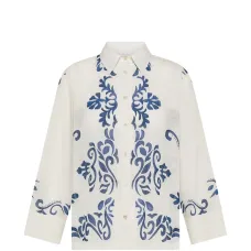 Рубашка с узором на пуговицах