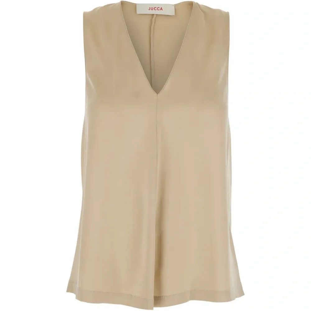 Топ без рукавов с V-образным вырезом