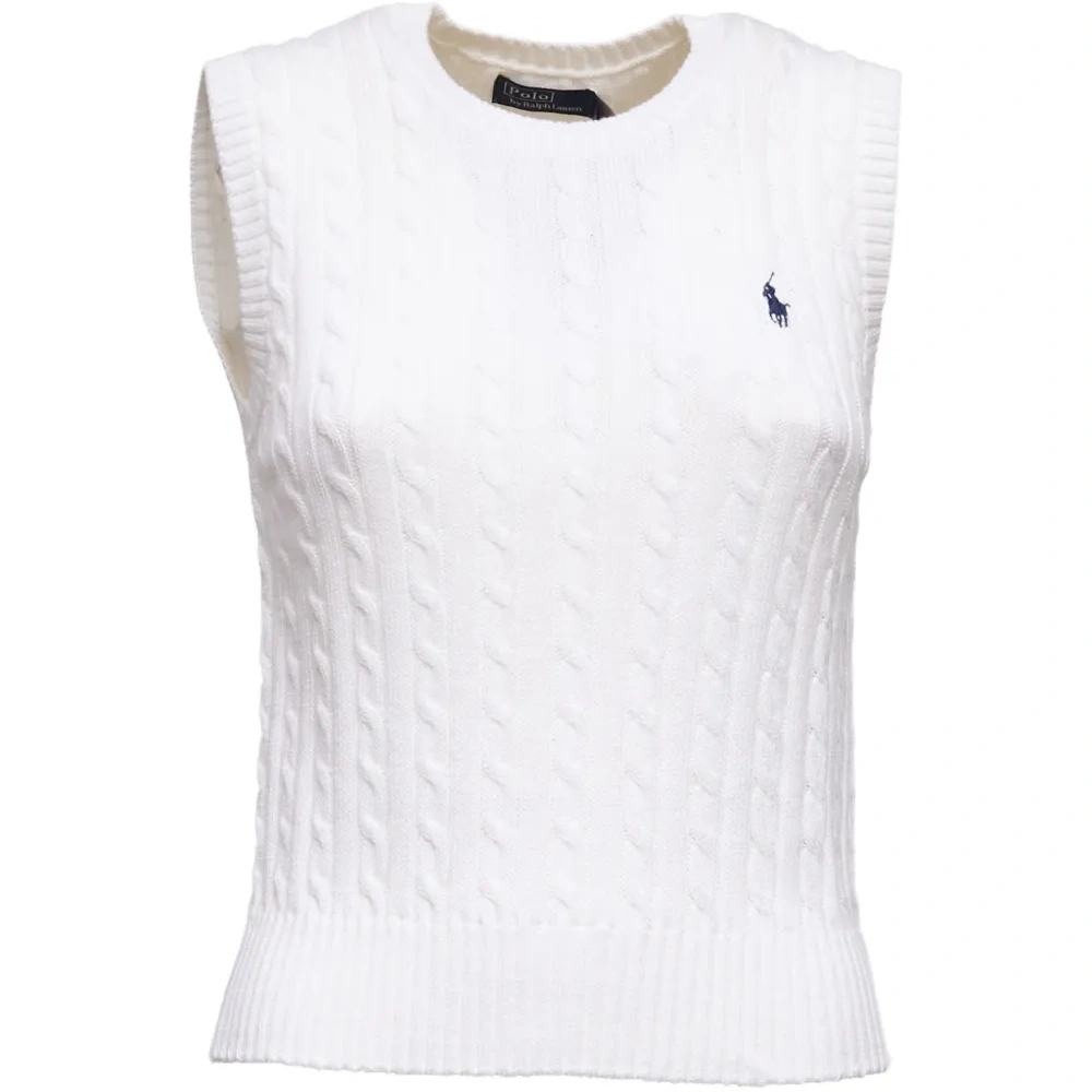 Вязаный жилет