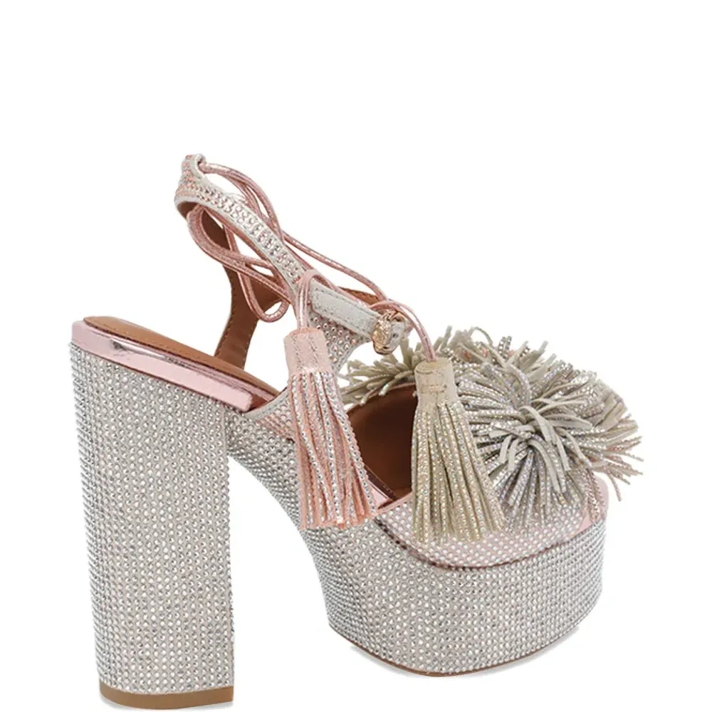 Босоножки с кисточками из страз