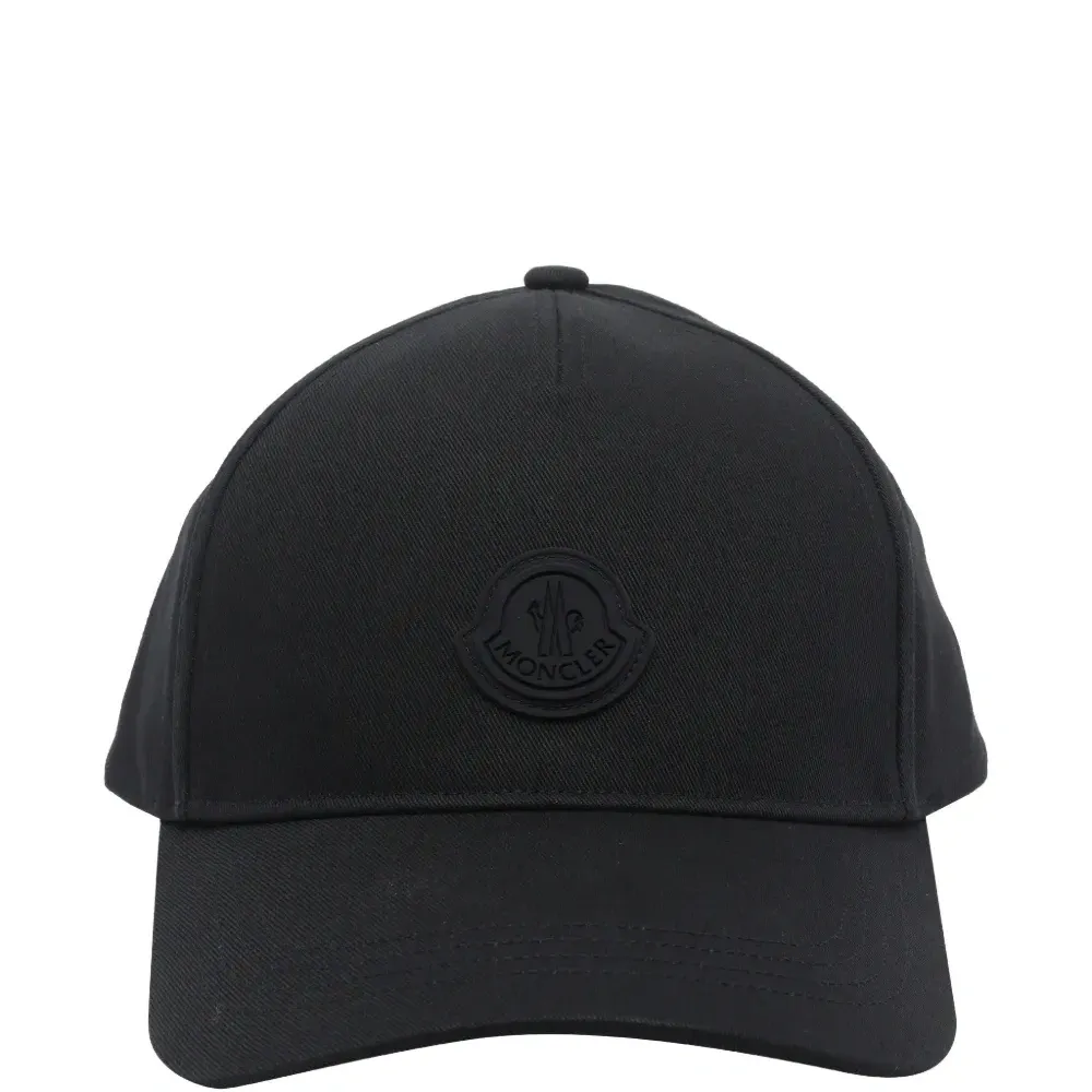 Бейсболка с нашивкой-логотипом